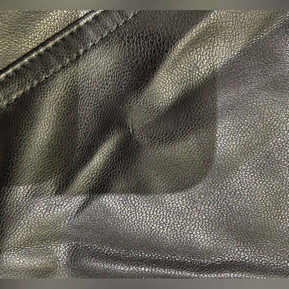 Abercrombie high rise skinny vegan leather pants - Picture 2 of 4